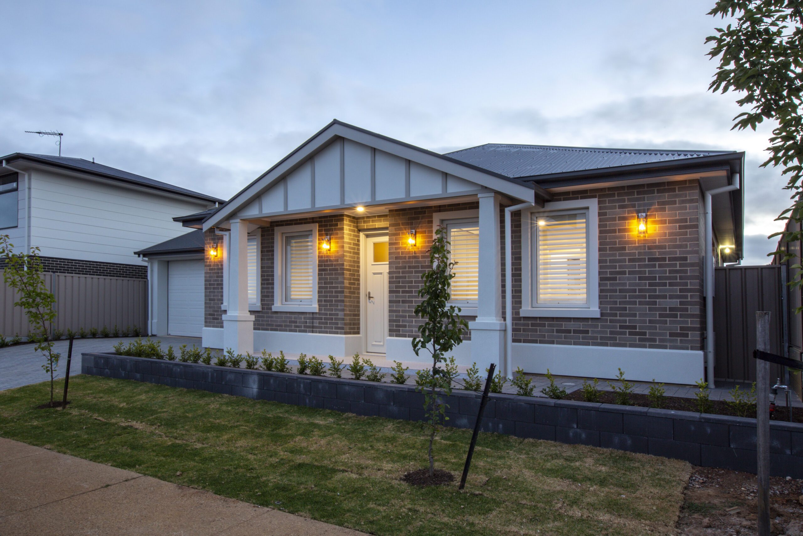 Modern single-storey home exterior Aston Park